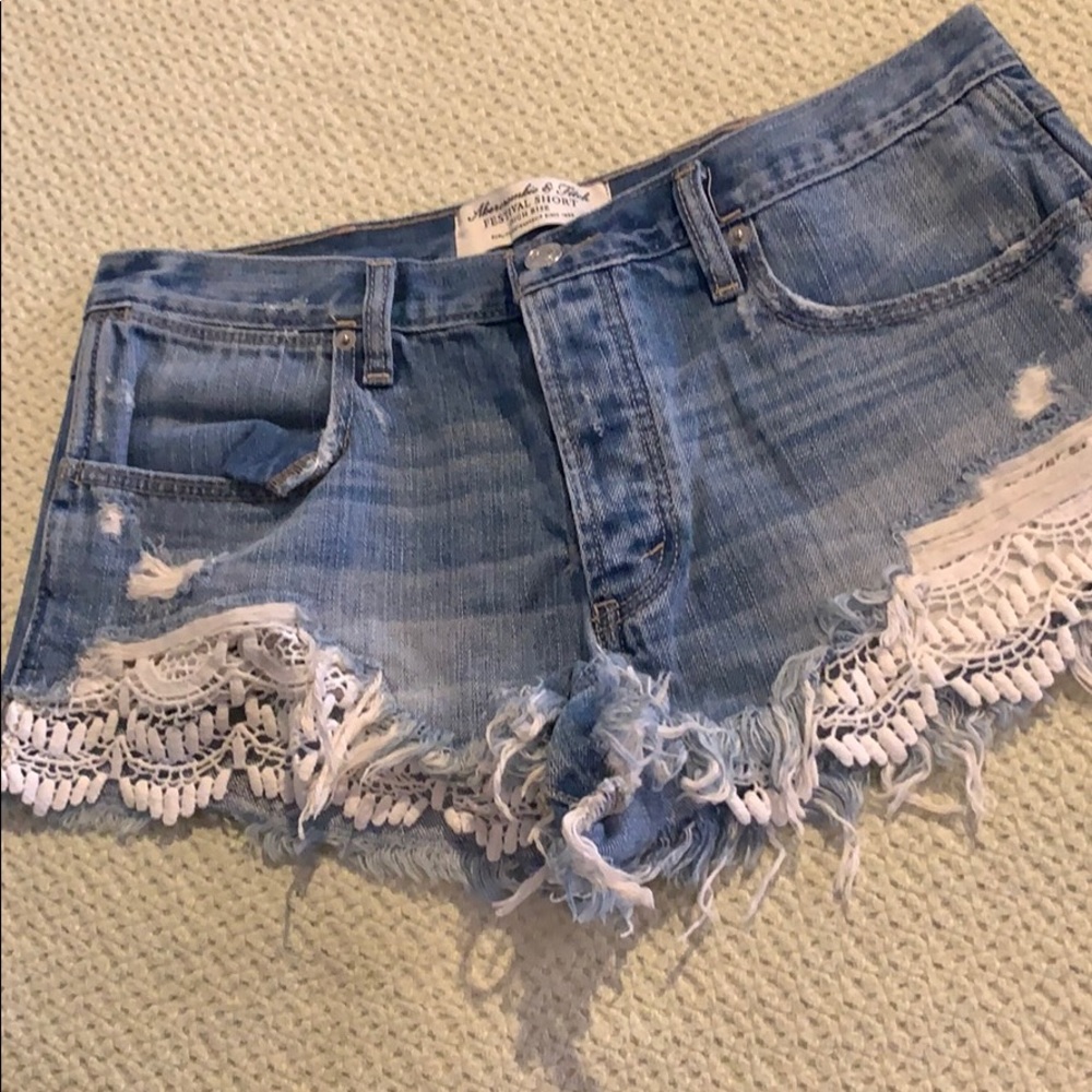Abercrombie & Fitch High Rose denim shorts